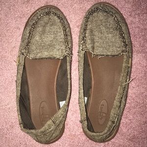 Sanuk slip ons